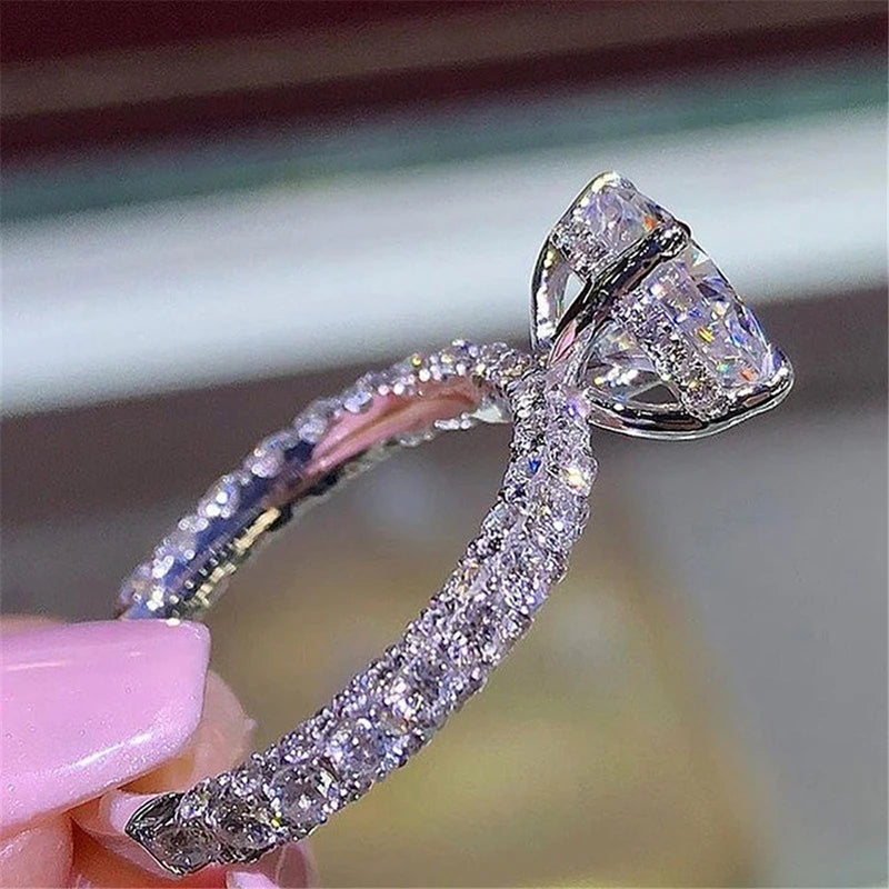 2024 Fashion Rhinestones Zircon Rings for Women Jewelry Accessories Bride Wedding Party Girl Gift Cute Women Rings